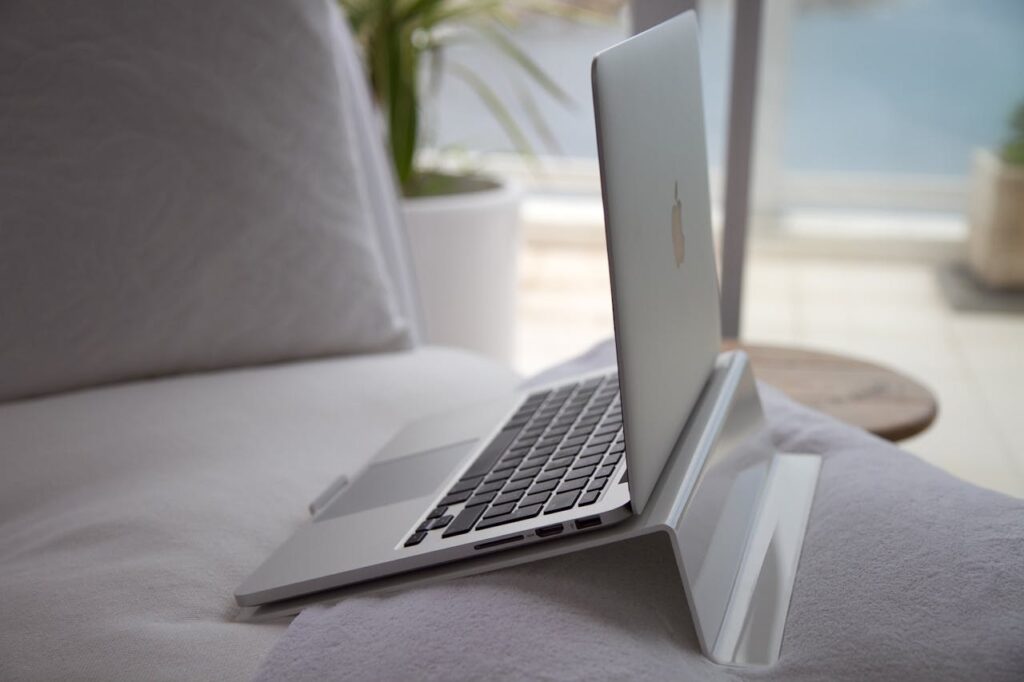 Locação de notebook para empresas vantagens, funcionamento e quando optar por esse serviço